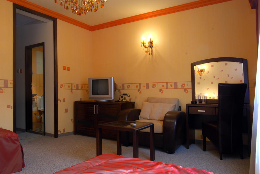 Hotel Unikat Welingrad Zimmer foto
